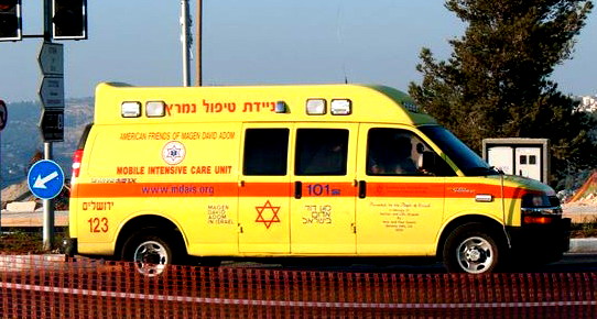 القدس: اصابة مسنة (70 عامًا) بجراح خطيرة اثر تعرضها للدهس 