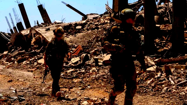 واشنطن ترسل آلاف الجنود الإضافيين وأسراب من الطائرات إلى الشرق الأوسط