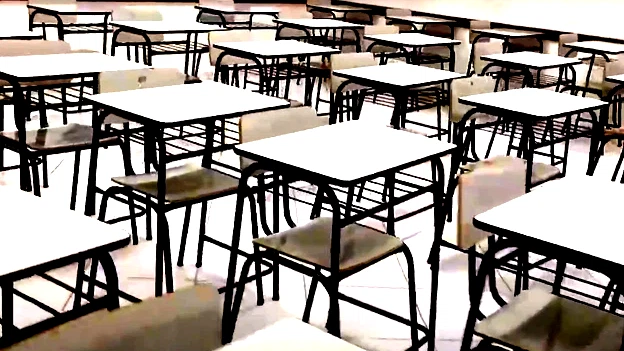 موقف اللجنة القطرية لرؤساء السلطات المحلية العربية بشأن الإضراب وضرورة الالتزام به