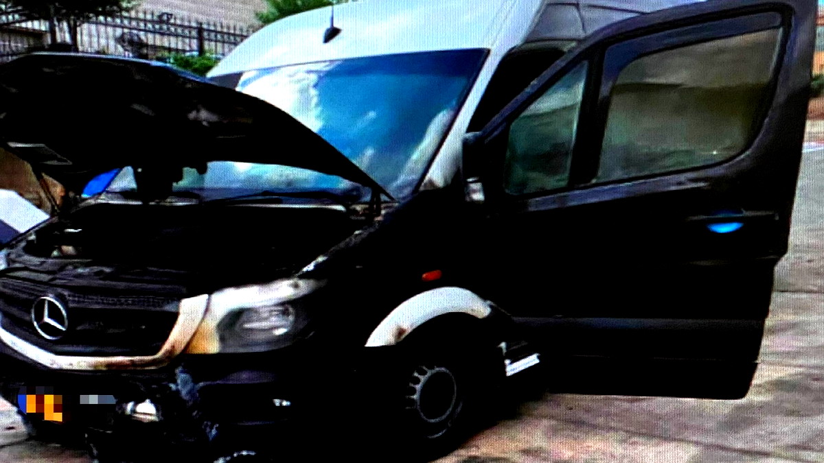 سخنين: اتهام رجل باحراق سيارة أحد أفراد عائلته