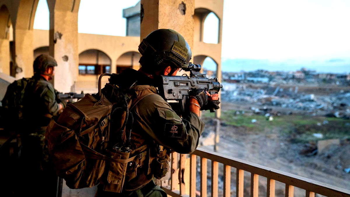 وسط حصار مطبق- الجيش الإسرائيليّ يصدر أوامر إخلاء جديدة لسكان شمال قطاع غزّة 