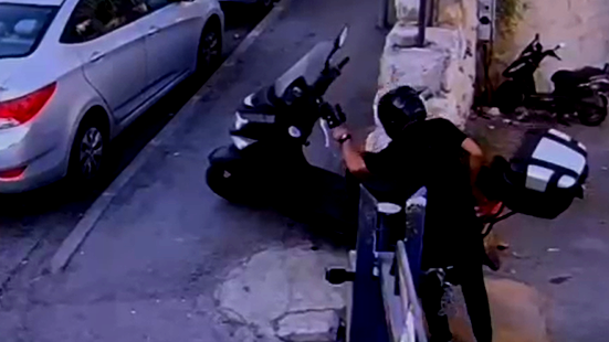 تقديم لائحة اتهام ضد شاب من القدس بتهمة سرقة الدراجات النارية