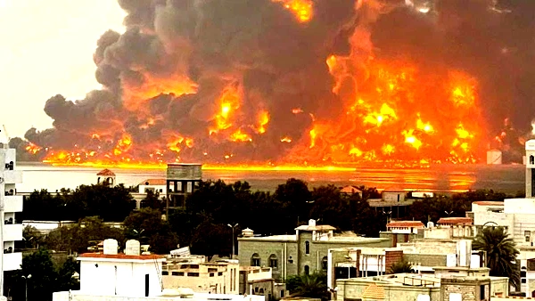 هجمات أميركية على مخازن أسلحة للحوثيين في اليمن... أوستن: واشنطن نفذت ضربات دقيقة ضد 5 مواقع لتخزين الأسلحة تحت الأرض