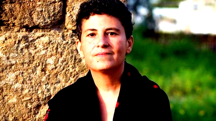 في ذكرى نصف عام على رحيل صديقتي ايقونة  الرملة   المهندسة بثينة عيسى  ضبيط 