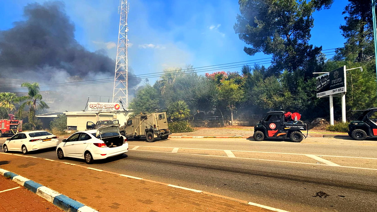 شلومي: إندلاع حرائق في ثلاثة مواقع مختلفة بعد الرشقة الأخير من لبنان.... وسلطة الإطفاء والإنقاذ تعمل على إخمادها