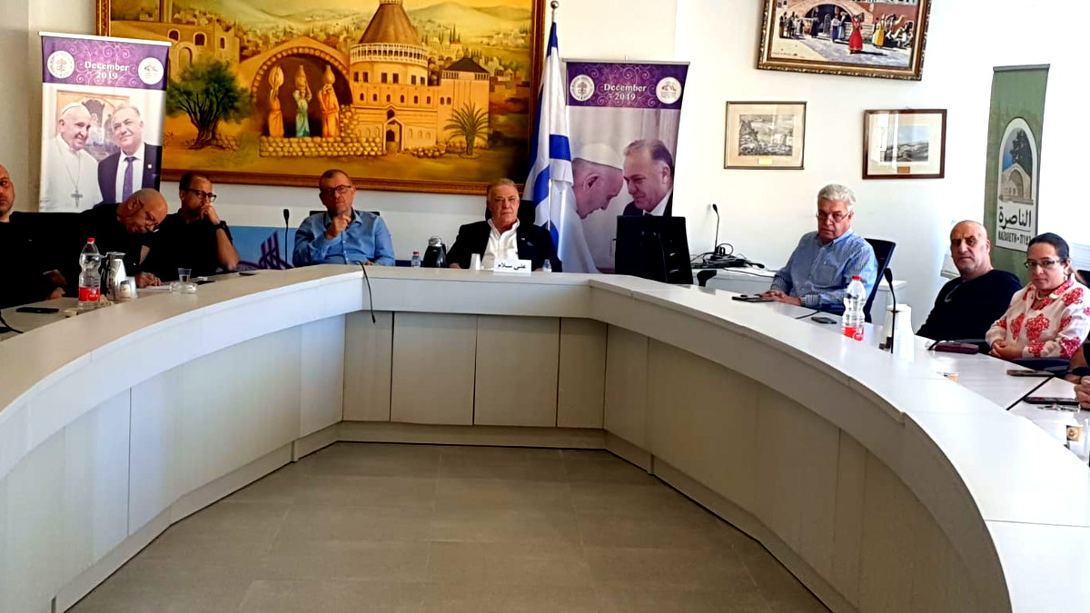 مع دخول الحرب عامها الثاني- بلدية الناصرة تعقد جلسة طارئة بناء على طلب الرئيس علي سلاّم