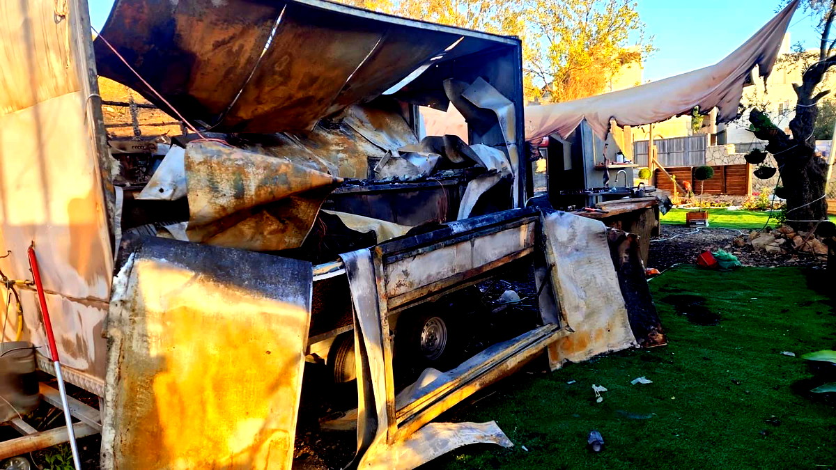 ابو غوش: إندلاع حريق في مطعم فجر اليوم.... وسلطة الإطفاء والإنقاذ سيطرت عليه