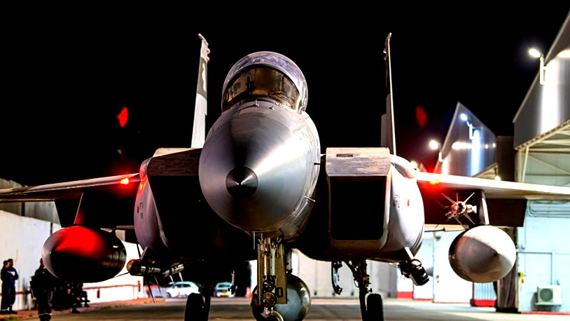 وسائل إعلام: الضربة الإسرائيلية عطلت قدرة إيران على صناعة صواريخ جديدة