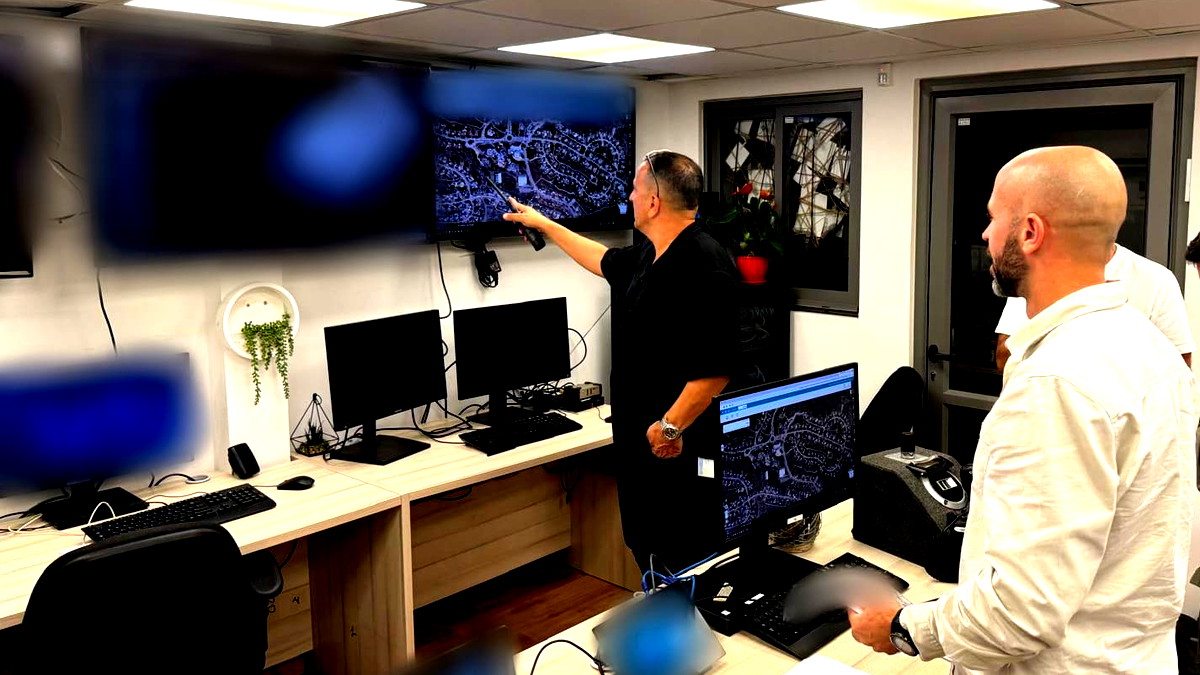 اتهام شخص (45 عامًا) من المشهد بشراء سلاح من وكيل سري للشرطة