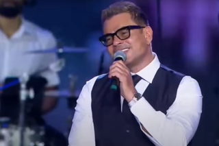 بشكل مفاجئ... عمرو دياب يحذف أغانيه من على موقع انستغرام