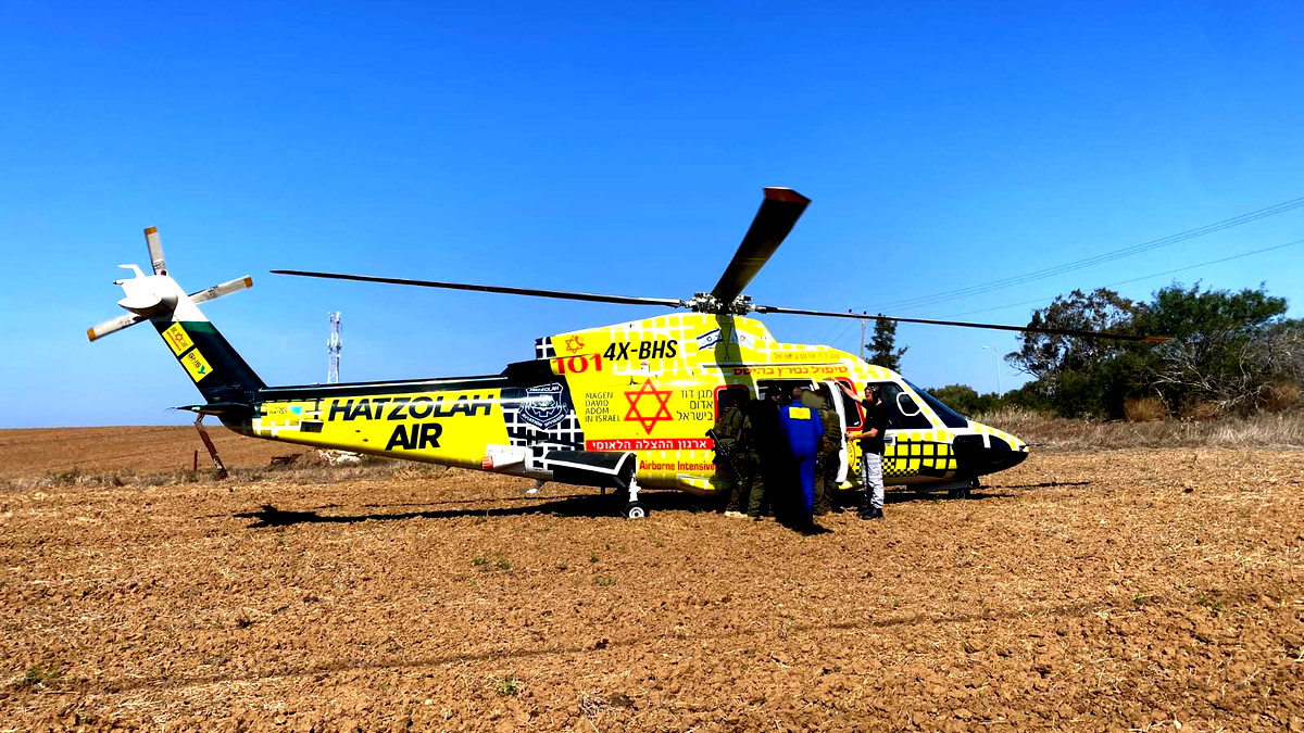 إصابتان إحداها خطيرة من جرّاء حادث طرق وقع بين مركبتين على شارع 6678 في منطقة المروج