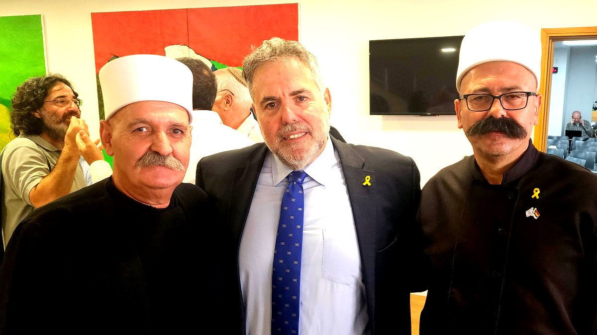 الدكتور الشيخ رافع حلبي يصرح: " السلام هو الحل لجميع مشكلات الشعوب والأمم".