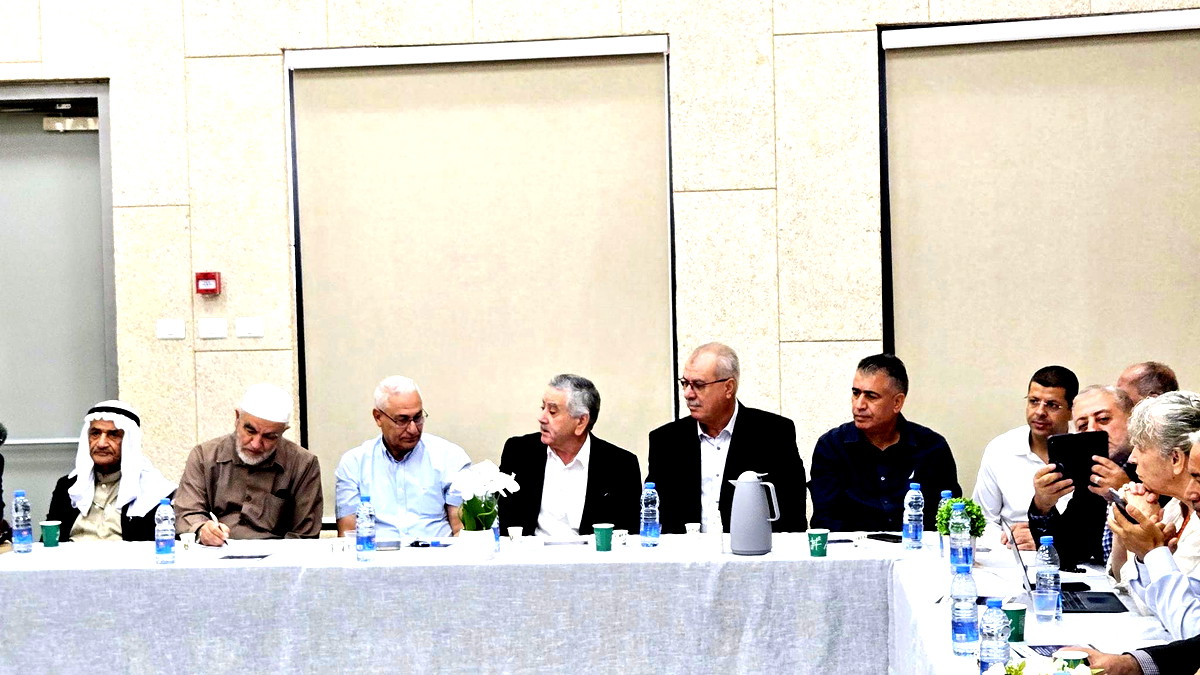 النائب يوسف العطاونة يُشارك في الجلسة المشتركة للجنة التوجيه العليا لعرب النقب ووللجنة المتابعة العليا للجماهير العربية في البلاد