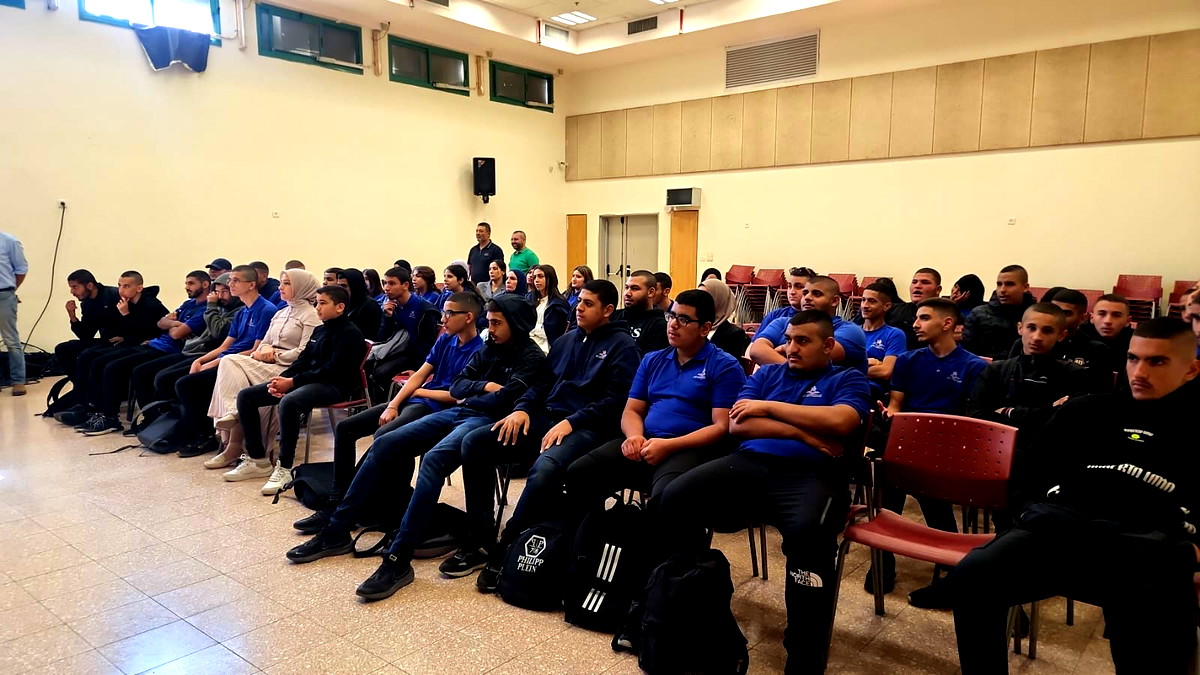 تفاعل كبير مع فعالية "احكيلي لأحكيلك" لطلاب ثانوية امجاد التكنولوجية في كفرقرع