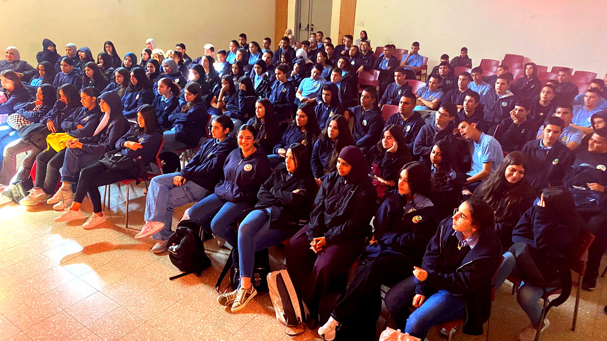 كفرقرع: نجاح كبير للعرض المسرحي المميز "الدنيا دوارة" لتواسع اعدادية السلام