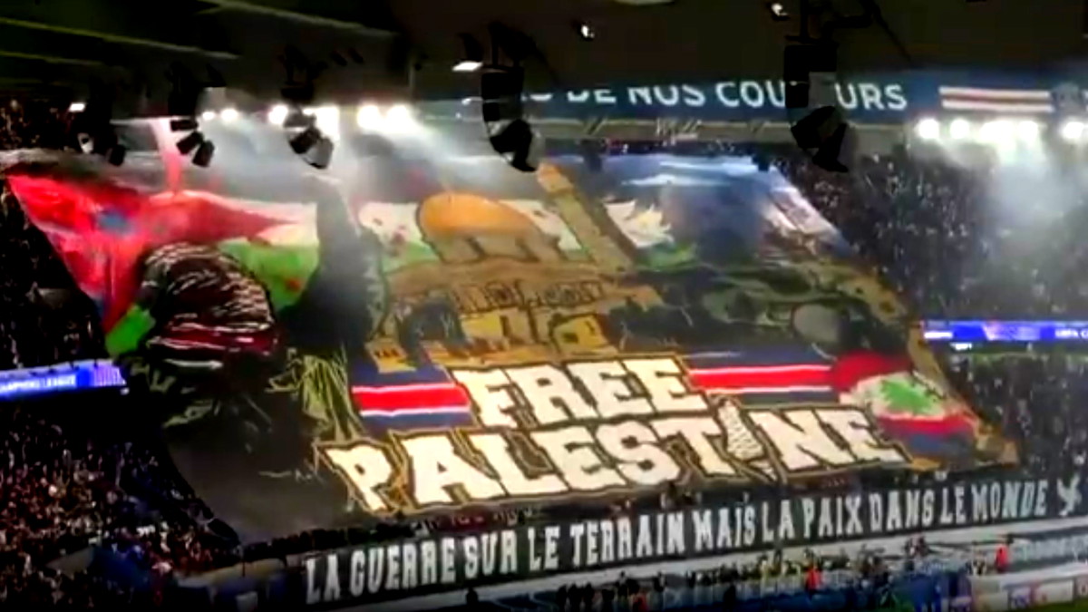 بسبب لافتة عن فلسطين.. باريس سان جيرمان يرد ببيان رسمي عاجل لتفادي العقوبة