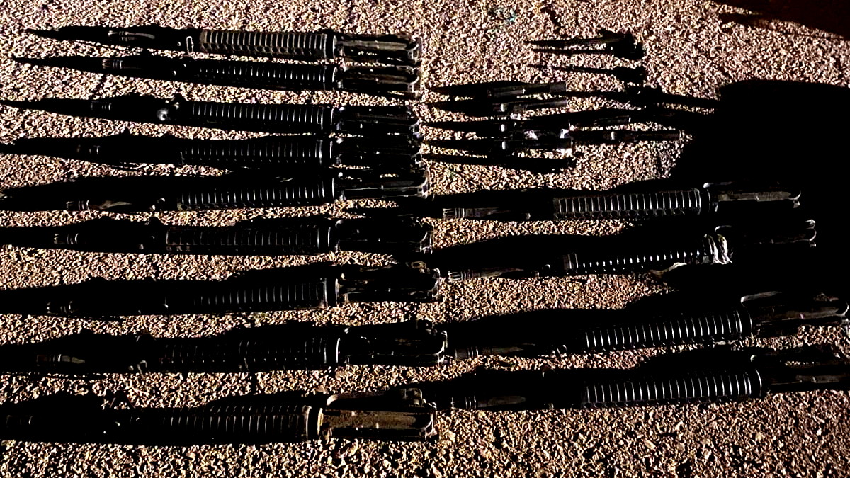 اعتقال مشتبهين من أريحا بشبهة محاولة تهريب 13 قطعة سلاح في منطقة الأغوار