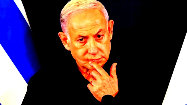 مصادر عبرية: المشتبه بابتزاز ضابط في الجيش بتوثيق "مخجل" مقابل الحصول على وثائق هو رئيس مكتب نتنياهو