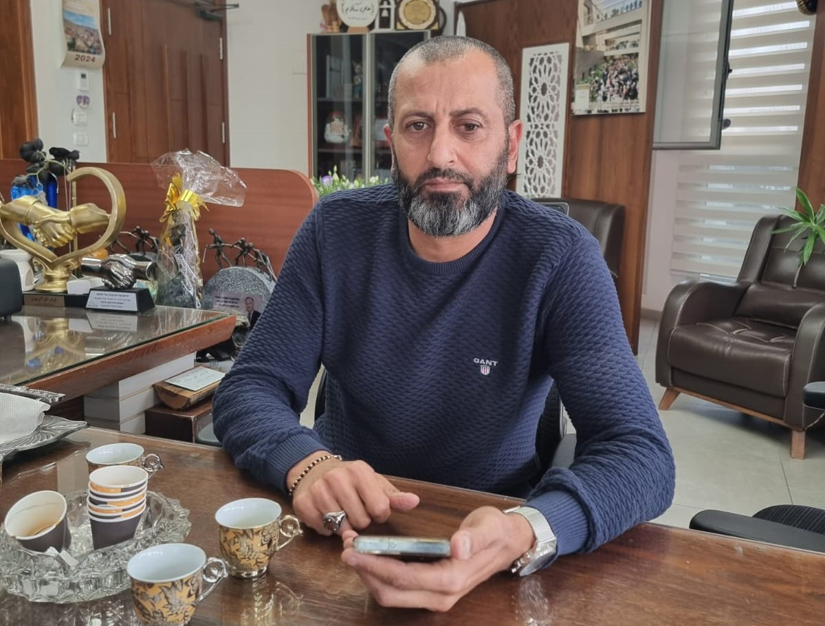 الرئيس علي سلّام يتوجه بالشكر للعضو فراس حمدان من قائمة الجبهة على المبادرة الشخصية والعمل على تنظيف القمامة المتراكمة في شارع اكسال