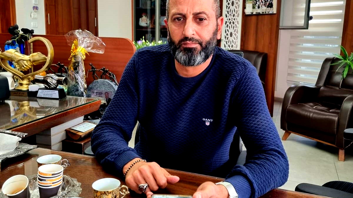 الرئيس علي سلّام يتوجه بالشكر للعضو فراس حمدان من قائمة الجبهة على المبادرة الشخصية والعمل على تنظيف القمامة المتراكمة في شارع اكسال