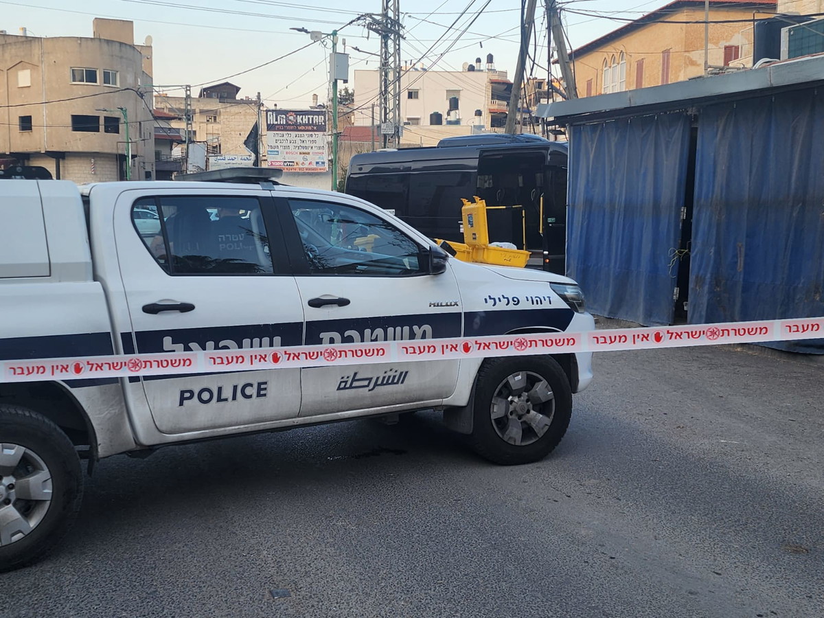 أكثر من عشرين طلقة نارية- اتّهام شابين من كفرقاسم بإطلاق النار باتجاه منزلٍ في الناعورة وحيازة سلاح بشكلٍ غير قانوني