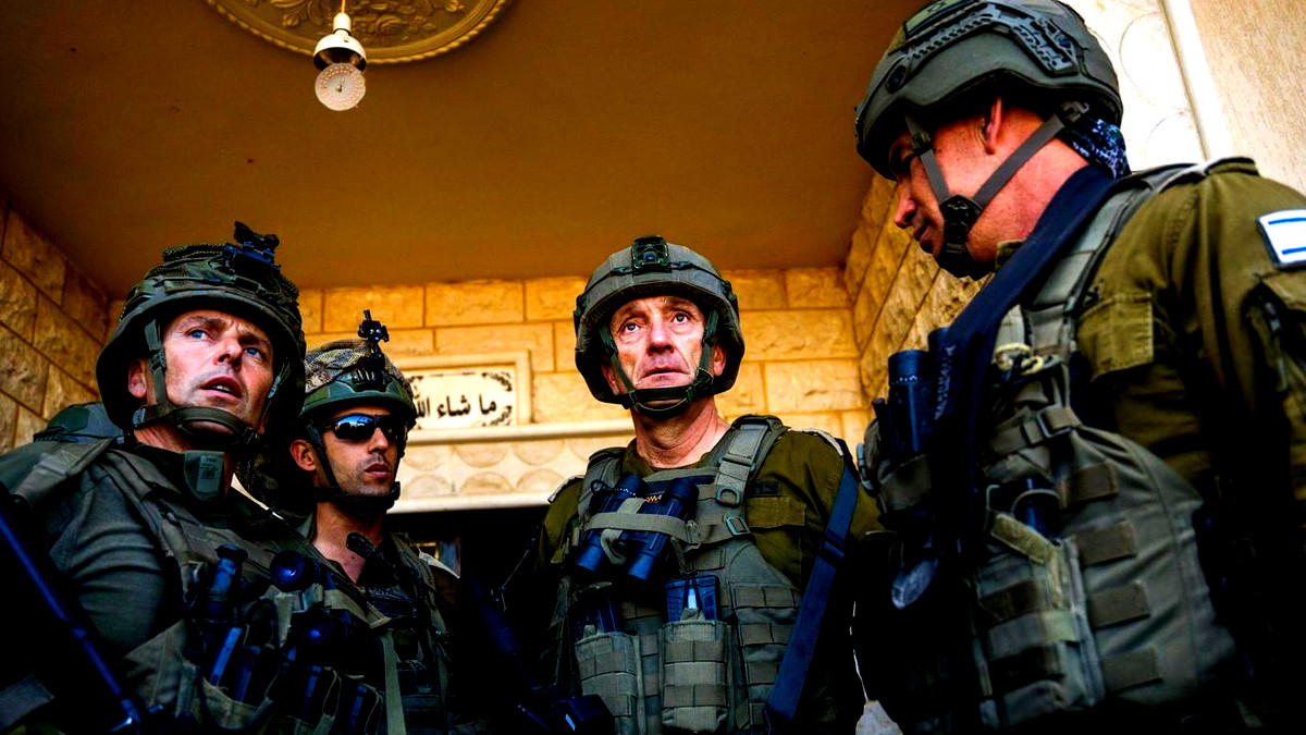 رئيس الأركان الاسرائيلي لمقاتلي قوات الاحتياط في جنوب لبنان: الجيش يعمل بقوة كبيرة - نهاجم في بيروت في الضاحية وفي العمق وفي سوريا”