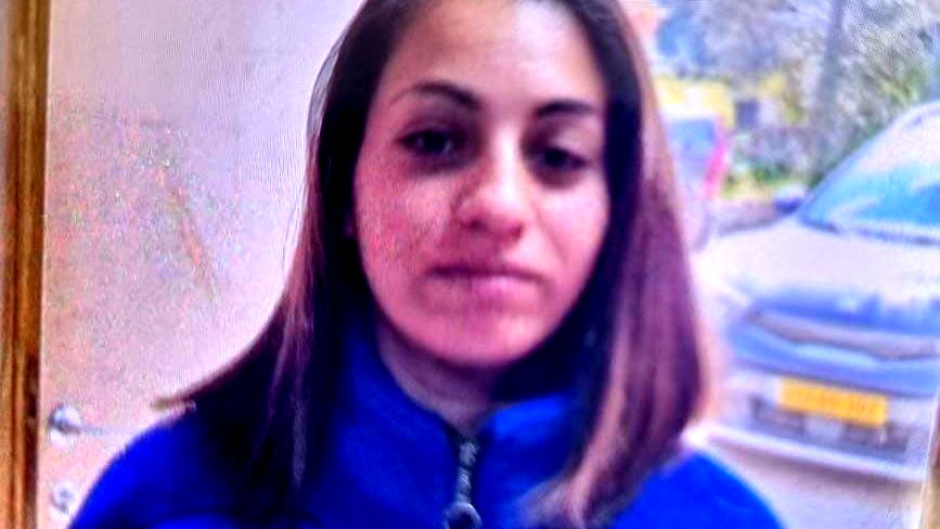 فُقدت آثارها منذ يومين| الشّرطة تناشد الجمهور بالمساعدة في البحث عن الشّابة سحر حمزة (27 عامًا) من كفركنّا
