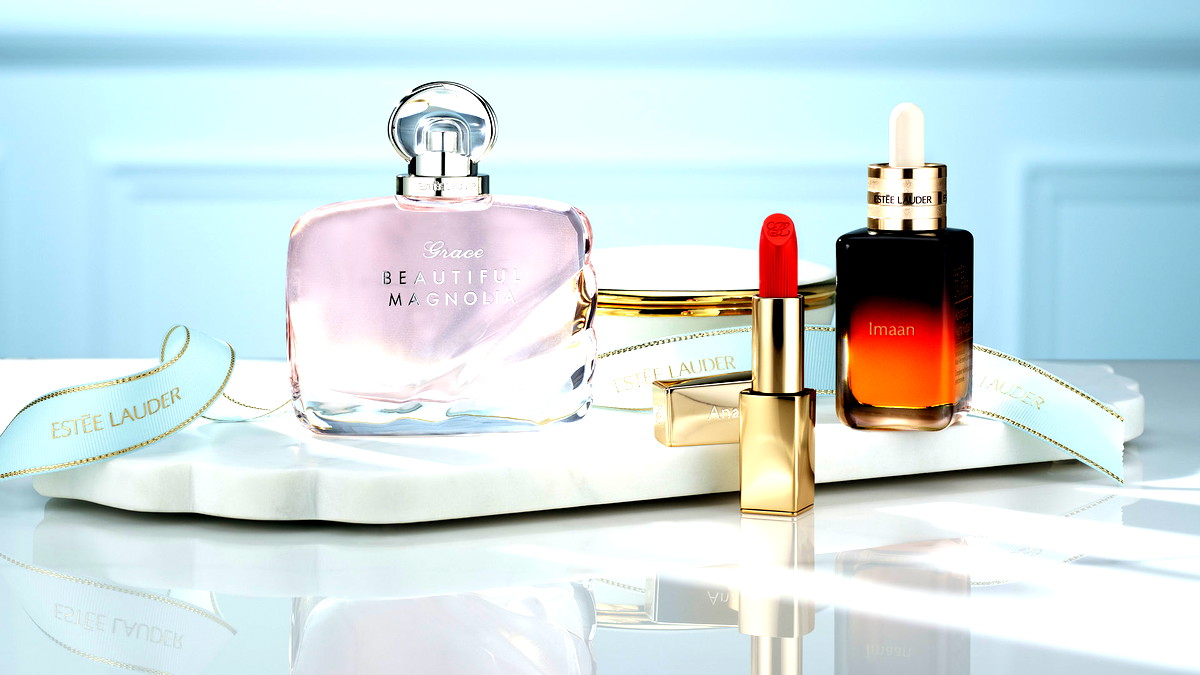 حملات شهر نوفمبر مستمرة في مجموعة شركات إستي لاودر