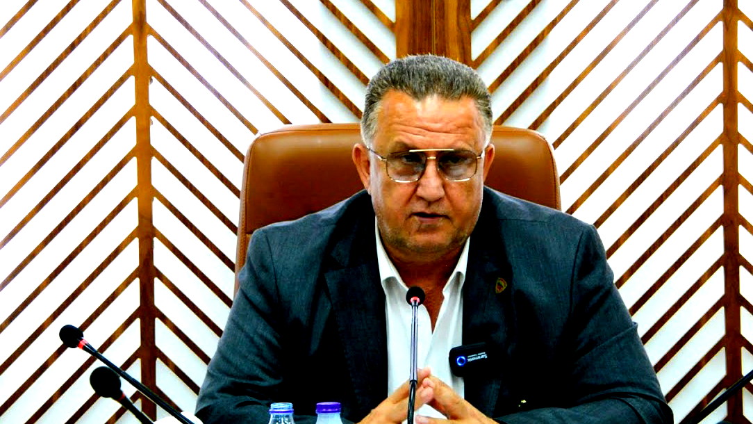 الشرطة تعزز الأمن حول منزل رئيس مجلس كفرمندا علي زيدان بعد تلقيه تهديدات