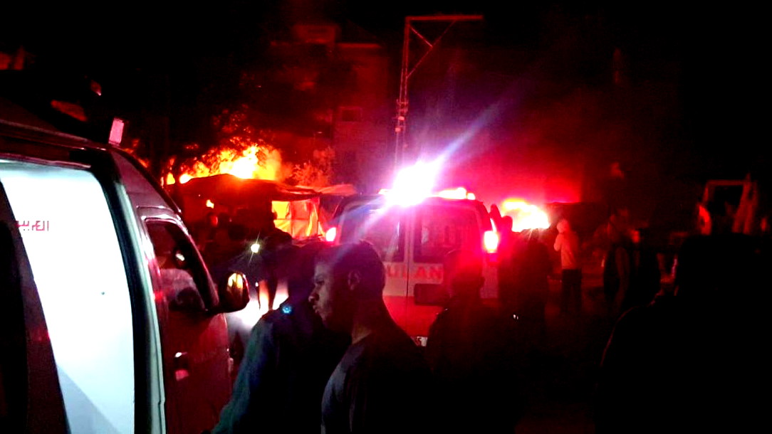 مصادر فلسطينية: 66 شهيدا معظمهم أطفال ونساء إثر تدمير حي سكني في محيط مستشفى كمال عدوان