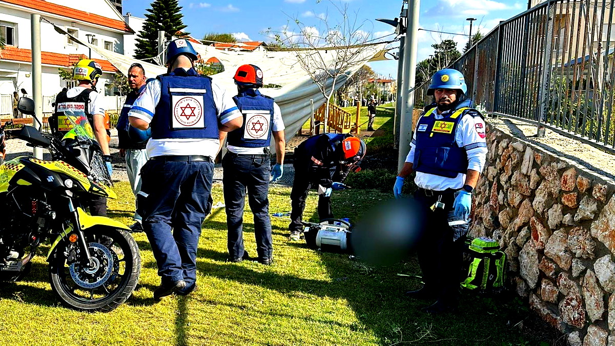 الحرب في يومها الـ411| مقتل شاب (30 عامًا) إثر رشقة صاروخية أطلقت من لبنان باتجاه نهاريا... قصف عنيف يستهدف الضاحية الجنوبية لبيروت