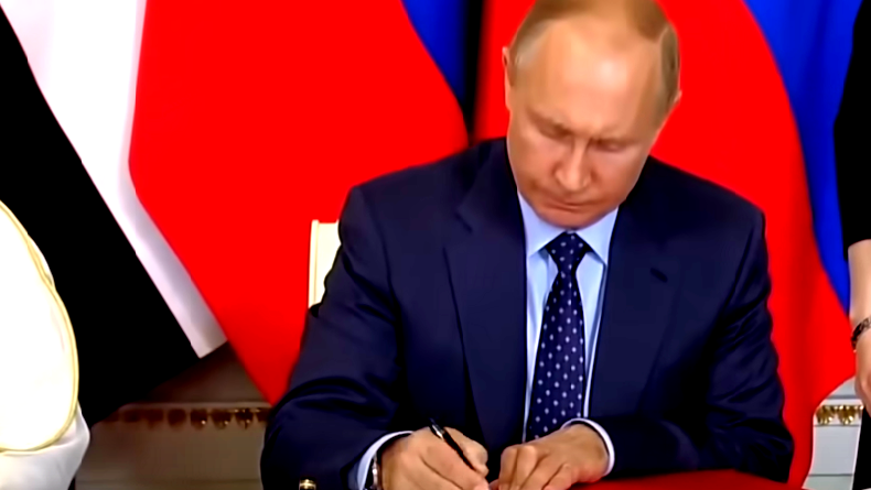 بعدما أكّد بوتين على احتفاظ روسيا بحق استخدام الأسلحة النووية- الكرملين يعلّق على تصريح البنتاغون حول إمكانية تبادل الضربات