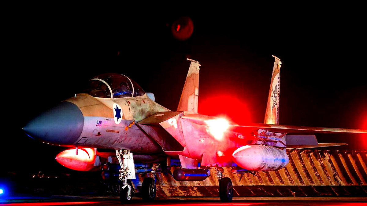 سلاح الجو الإسرائيلي يعترض صاروخًا أُطلق من اليمن قبل اختراقه الأجواء قرب البحر الميت