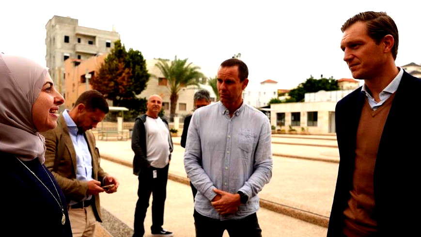 مبادرة مركز مساواة:السفيرة السويدية تزور بلدية باقة الغربية وتلتقي بطلاب المربي المرحوم زياد أبو مخ في مدرسة "ابن الهيثم"‎