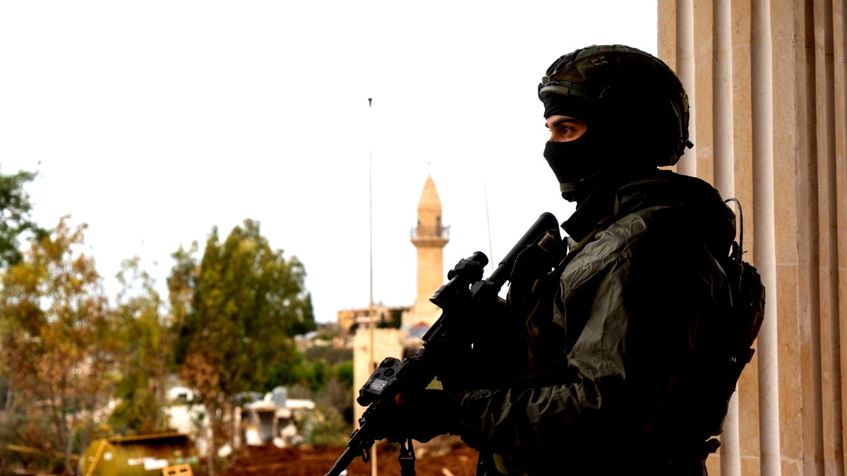 الجيش الاسرائيلي: قوات فرقة 146 منتشرة في منطقة جنوب لبنان وتفرض السيطرة على أي خرق لاتفاق وقف إطلاق النار.