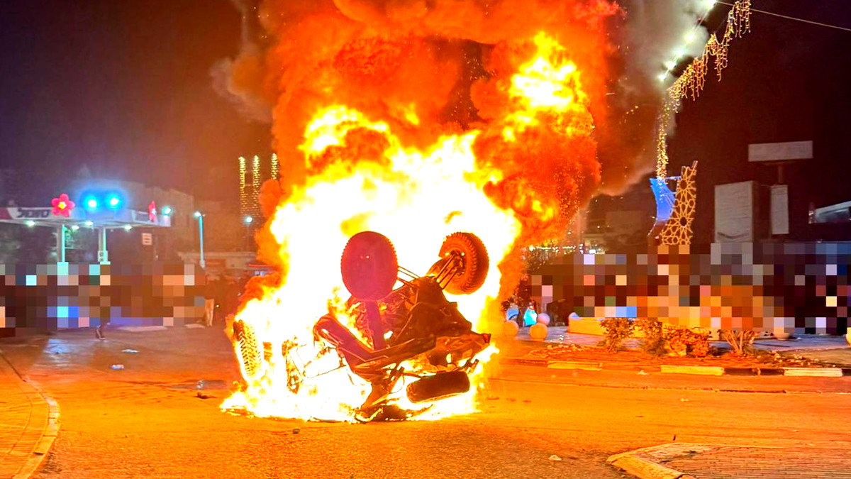 توثيق: تقديم لائحة إتهام ضد شابين من الزرازير بعد القاء قنبلة في كفرمندا