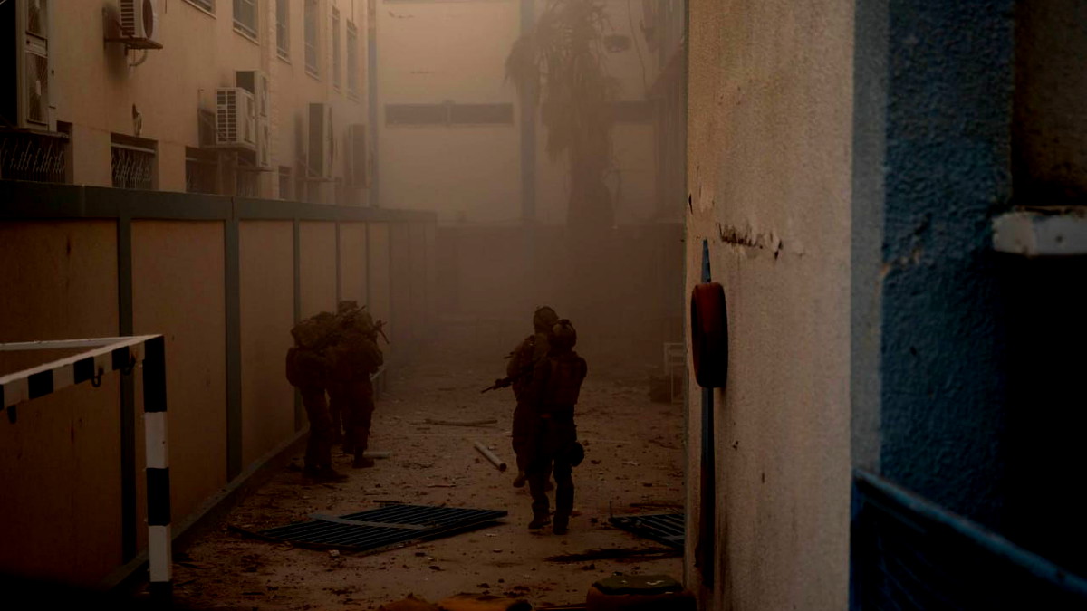 رويترز: بيان داخلي لحماس يهدد بتحييد الرهائن في غزة إذا شنت إسرائيل عملية لإنقاذهم