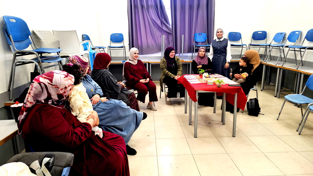 دورة "جسور الحب والتواصل" لتعزيز مهارات الأمهات في التواصل مع الأبناء