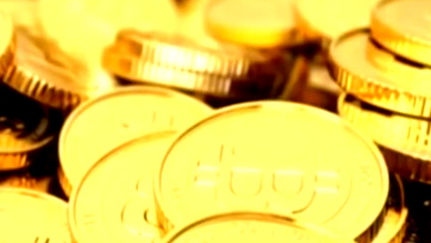 العملة المشفرة "بيتكوين" تواصل صعودها وتبلغ قمة تاريخية جديدة