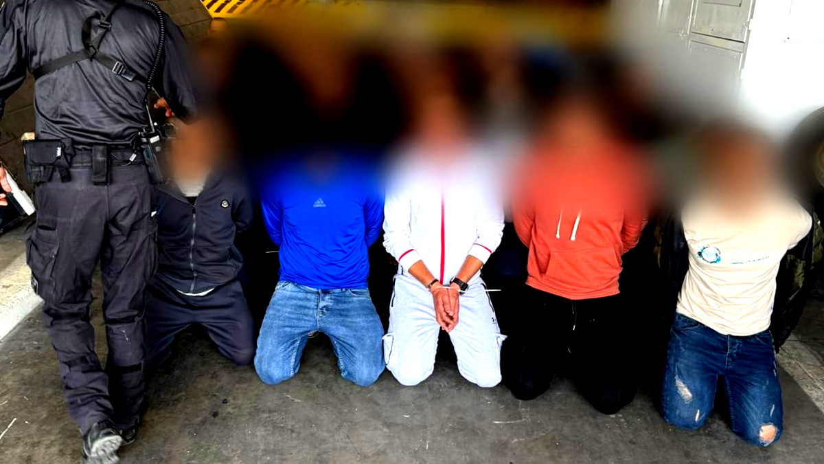 القاء القبض على 30 مقيمًا غير قانوني في مدينة يافا