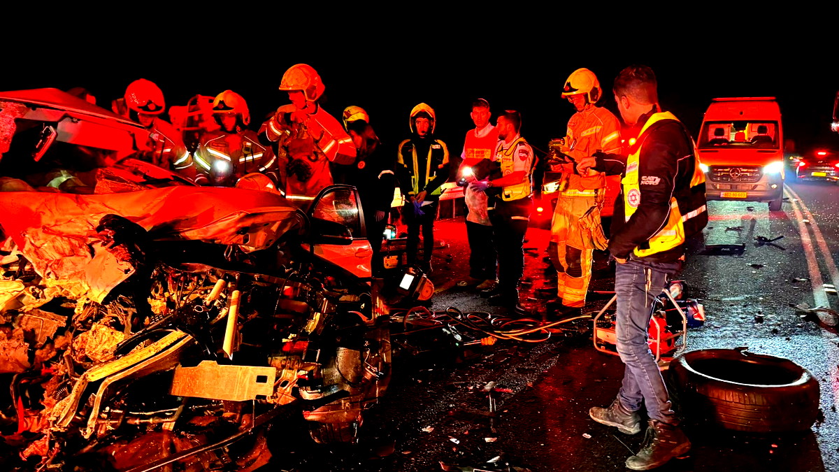 مصرع 3 شابات بحادث طرق على شارع 42 قرب يفنيه بمنطقة المركز