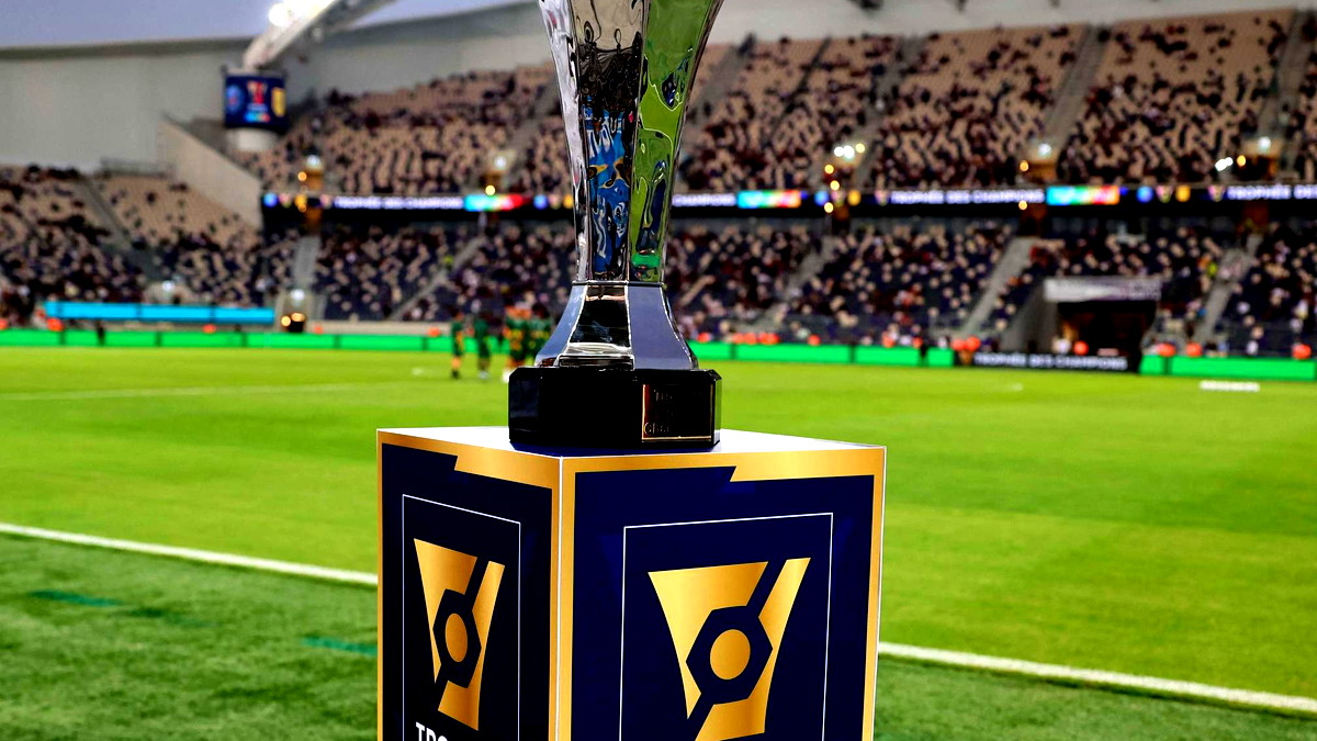  السوبر الفرنسي لكرة القدم سيقام على أرض عربية للمرة الثالثة 