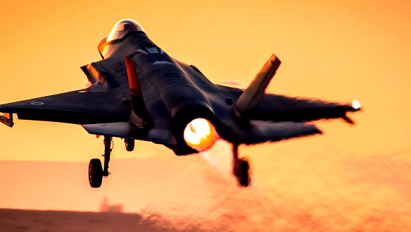 المدعي العام الإسرائيلي الأسبق يدعو الطيارين لرفض التطوع للخدمة العسكرية