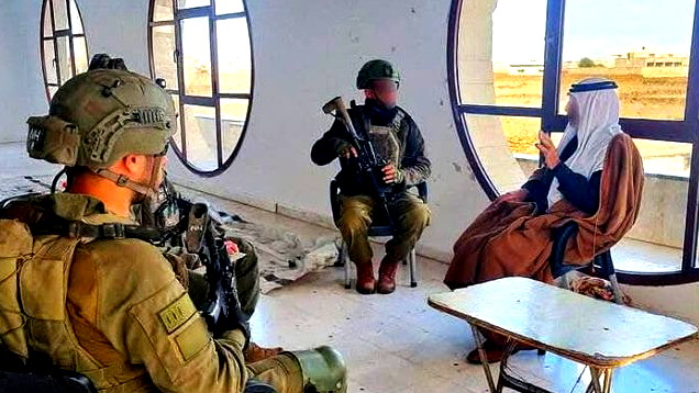 لإنهاء المظاهر المسلحة وتسليم الأسلحة.. القوات الإسرائيلية تجتمع مع ممثلين عن قرية في ريف درعا الغربي بسوريا