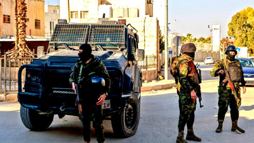 تجدد الاشتباكات بين القوى الأمنية الفلسطينية وفصائل مسلحة في محيط مخيم جنين