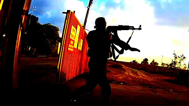 كتائب القسام: أحد مقاتلينا تنكر بزي جندي إسرائيلي وفجر نفسه في قوة إسرائيلية في جباليا