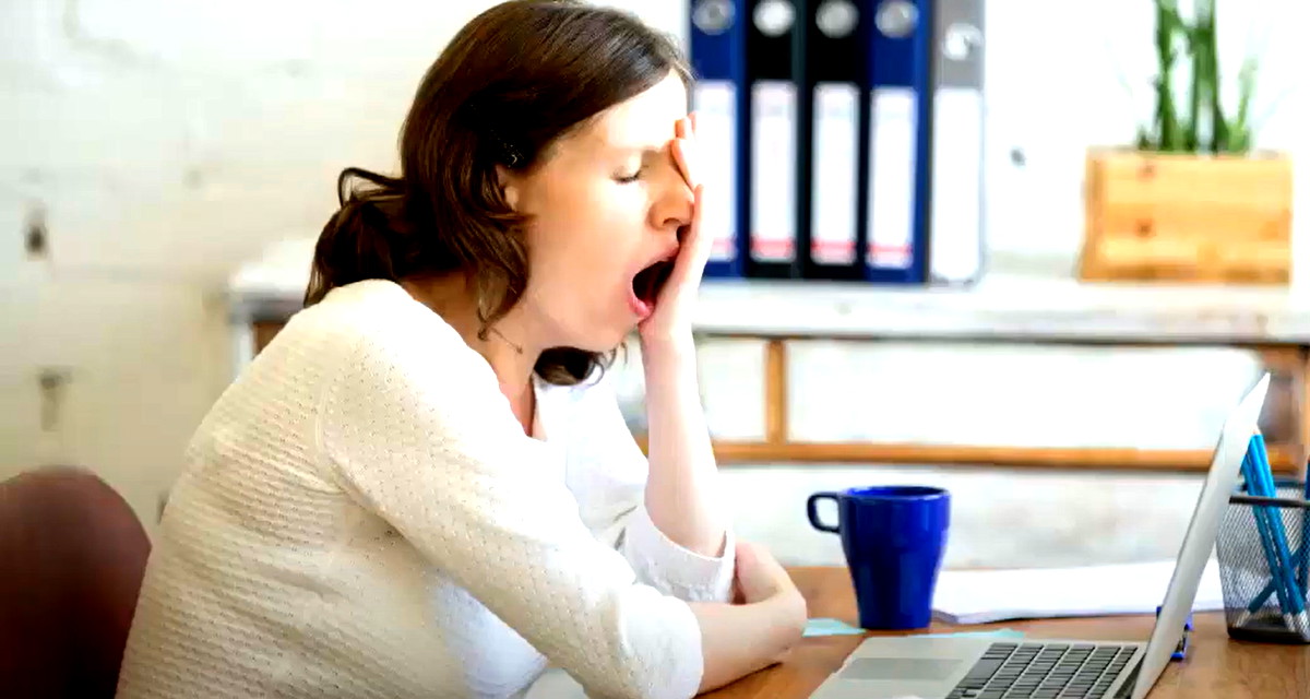 لماذا نشعر بالكسل في الشتاء؟ اكتشف الأسباب والحلول 