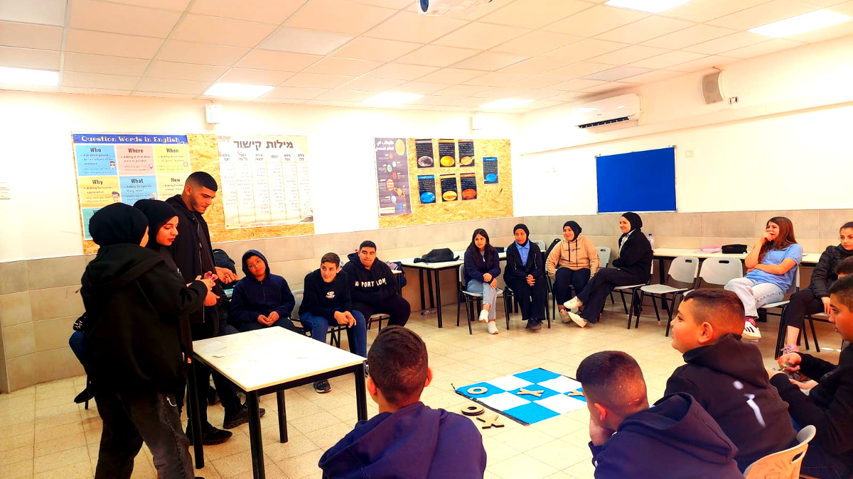 قسم الشبيبة المركز الجماهيري أم الفحم يحتفي بيوم اللغة العربية تحت شعار "لغتي هويتي"