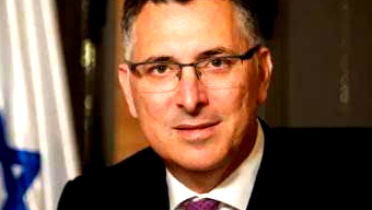 ساعر يوعز للاتحاد الأوروبي بوضع الحوثيين على قائمة الإرهاب