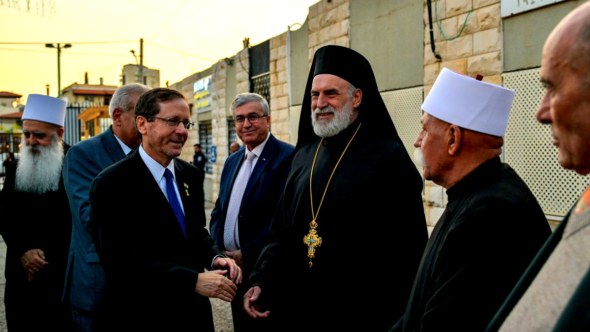 رئيس الدولة يتسحاق هرتسوغ يزور كفرياسيف بمناسبة عيد الميلاد المجيد